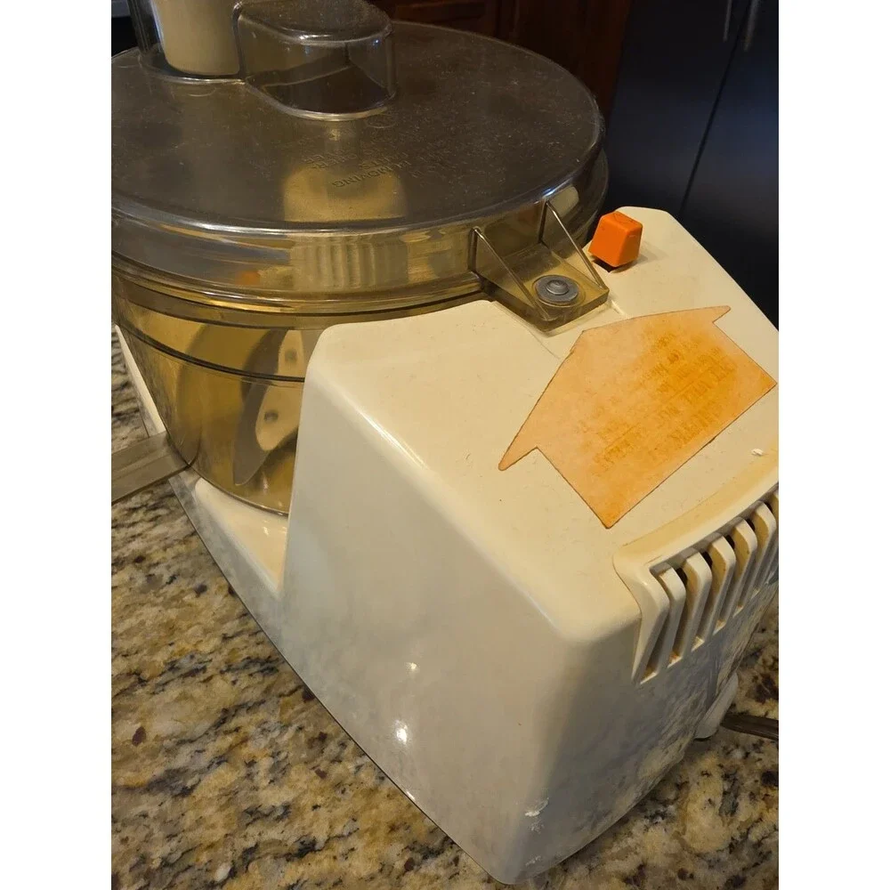 Vintage GE General Electric D1FP18 Food Processor Tested Works Slice/Shred Disc